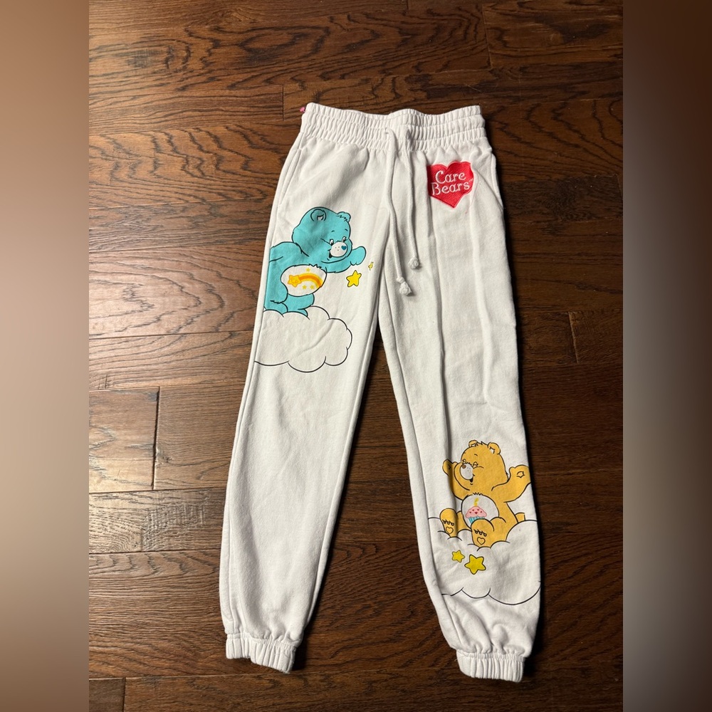 Care Bears women’s white Sweatpants- XXS pink, blue & Yellow Bears ❤️